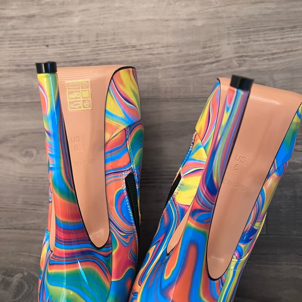 Colorful Women's Platform Boots - Picture 2 of 2
